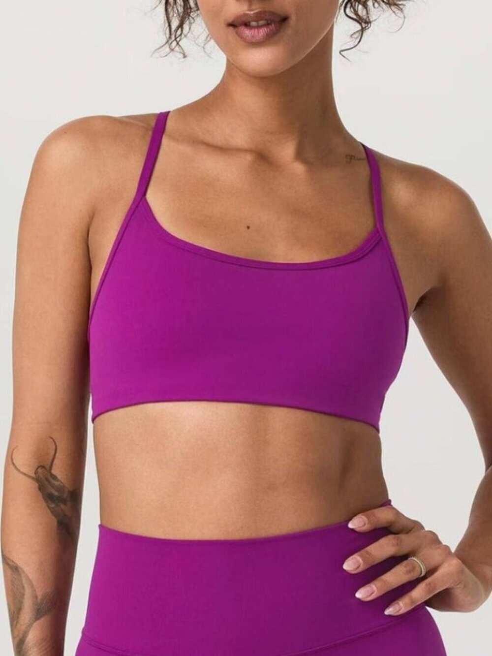 Vuori AllTheFeels Bra - Magenta - Size XS